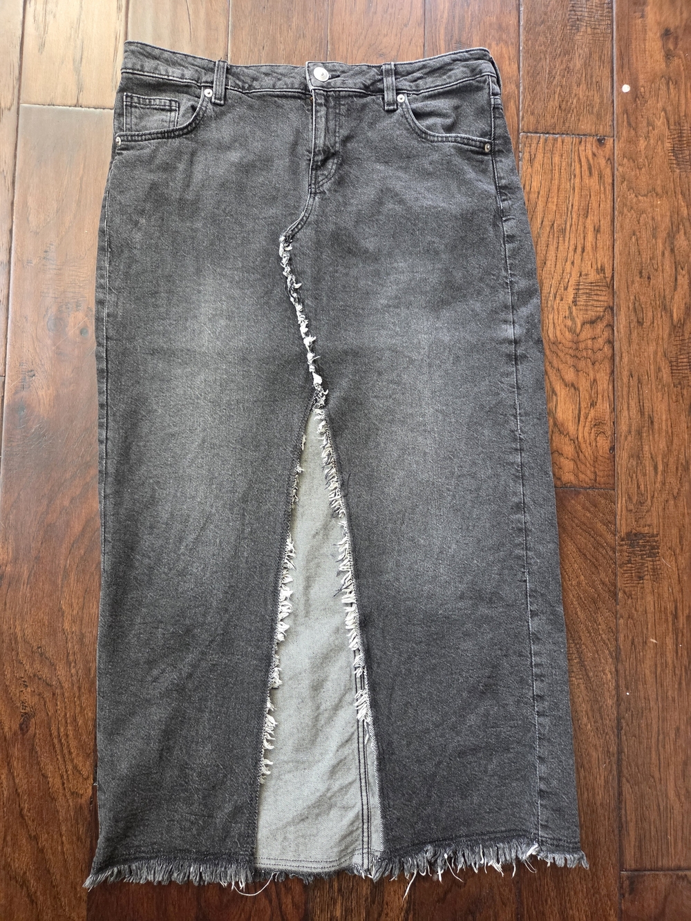 H&M Black Washed Denim Skirt with Front Slit Size 12 - Picture 2 of 6
